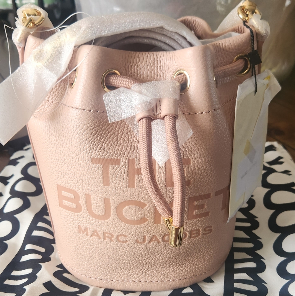 Marc Jacobs Medium Bucket